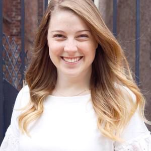 Meet your Posher, Holly